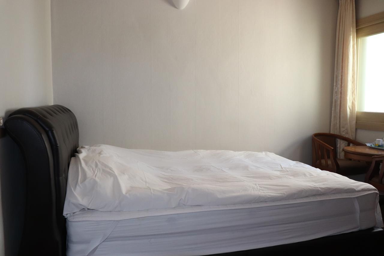Orasung Motel Чечжу Екстер'єр фото